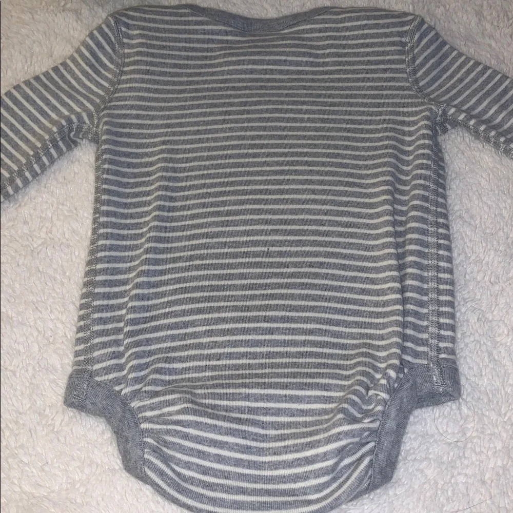 Hanna Andersson Gray & White Striped Onesie 18-24M EUC 80
